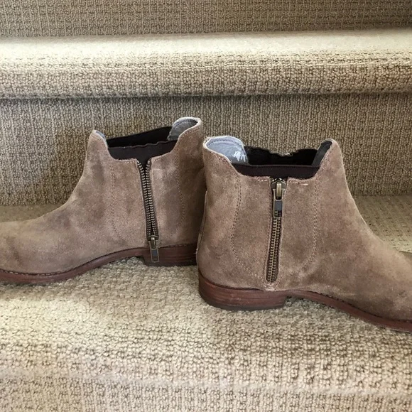 SOLD - Picture 2 of 5